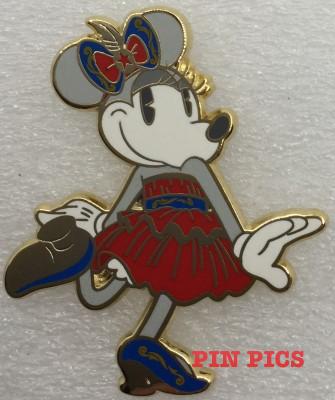 DIS - Minnie - Main Attraction - Dumbo - August 2020 - Figure in Costume