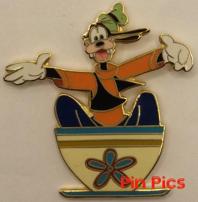 DLR - Goofy - Mad Hatter Tea Cup Ride 