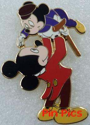 DS - Disney Shopping - A Christmas Carol Mickey Mouse (Bob Cratchit with Tiny Tim)