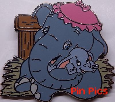 Mrs Jumbo and Dumbo - Hugs - Mystery 