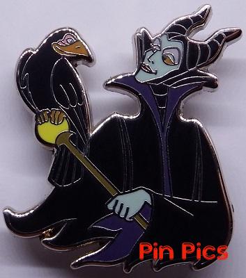 Maleficent and Diablo - Sleeping Beauty - Villains - Booster
