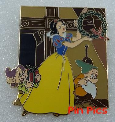 DS - Snow White, Dopey and Bashful - Wreath - Holiday Decorating