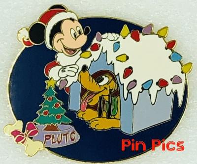 Disney Auctions - Mickey and Pluto - Christmas - P.I.N.S.