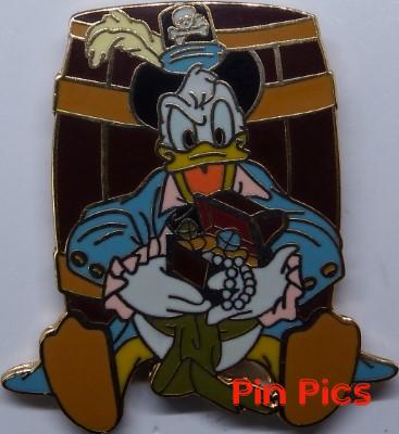 Pirates of the Caribbean Lanyard/Pin Starter Set (Pirate Donald Duck)