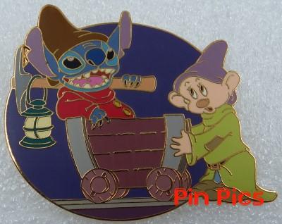 Disney Auctions - Stitch & Dopey
