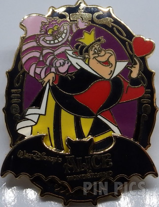 M&P - Queen of Hearts & Cheshire Cat - Bat Frame - Halloween 2003