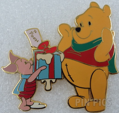 Disney Auctions - Pooh and Piglet Christmas Present