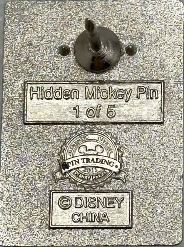 82311 - DL - Caterpillar - Alice in Wonderland - Hidden Mickey 2011