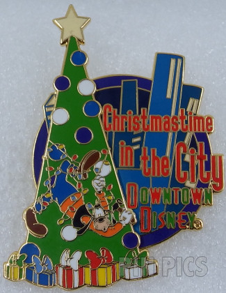 WDW - Goofy - Christmastime In The City