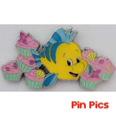 Loungefly - Flounder with Cupcakes - Princess Sidekicks and Desserts - Mystery - Little Mermaid
