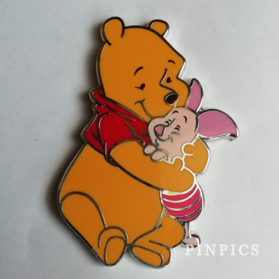 DLP - Pooh & Piglet Hug
