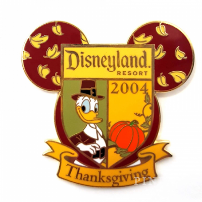 DLR - Cast Exclusive Holiday Series - Thanksgiving 2004 (Donald Duck)