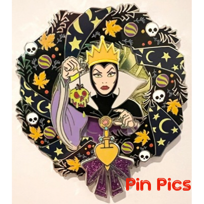 DEC - Evil Queen - Snow White - Villains Wreath - Halloween
