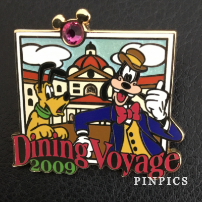 Dining Voyage 2009 - Goofy and Pluto