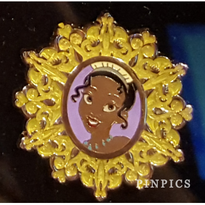 2015 Season's Greetings Mystery Pin Set - Princess Snowflake - Tiana