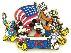 Disney Auctions - Mickey Mouse July 4th Parade Pin