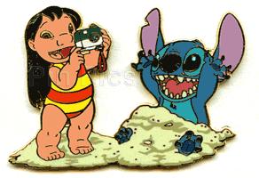 DCA - Lilo and Stitch In the Sand (Mystery/Surprise Pin)