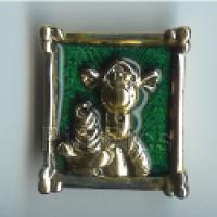 Tigger Frame Gold Brooch Jewelry