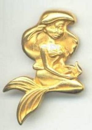 Ariel Holding Sea Flower Gold Brooch-Style Pin