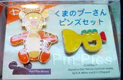 Japan Sega - Tigger & Horn - Winnie the Pooh - 2 Pin Set