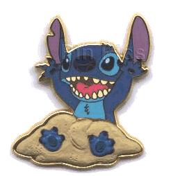 Stitch - Playing in the Sand - Lilo and Stitch