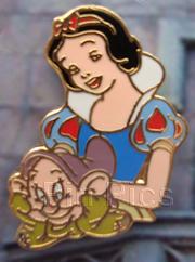 WDW - Toontown Event - Fairest and Foulest Pin Set (Snow White & Dopey pin only)