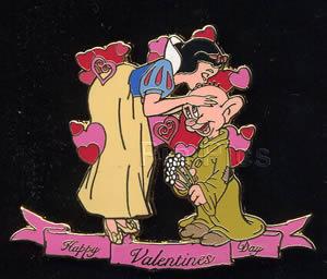 Disney Auctions - Valentines Day (Snow White & Dopey)