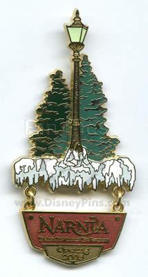 WDW - Narnia - The Lion, The Witch, and The Wardrobe - Lampost/Tree