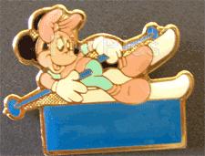 Minnie Skiing - Name Pin (Version 2)