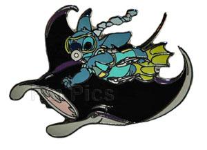 Disney Auctions - Stitch Underwater (Stitch with Manta Ray)