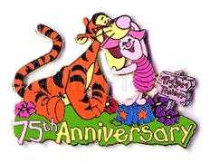 Disney Auctions - Winnie the Pooh 75th Anniversary (Piglet &Tigger Trainer)