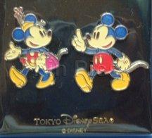 TDR - Mickey & Minnie Mouse - Walking - 2 Pin Set - TDS