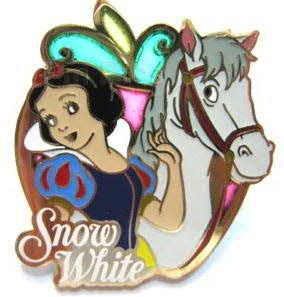 HKDL - Princesses and Horses - Snow White