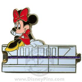 WDW - Gold Card Collection - Purple Monorail (Minnie Mouse)