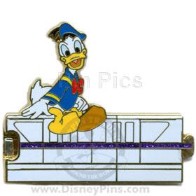 WDW - Gold Card Collection - Purple Monorail (Donald Duck)