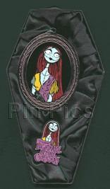 DLR - Nightmare Before Christmas Event - Sally