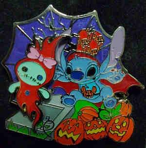 HKDL - Halloween 2009 - Stitch and Scrump