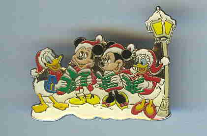 DLP - Disneyland Paris - Mickey, Minnie, Donald, Daisy singing Christmas Carols