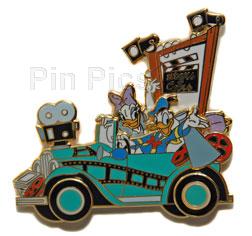 DLP - Donald and Daisy - Movie Camera and Lights - Parade - Stars in Cars