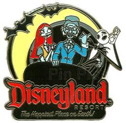 DLR - Disneyland® - Jack and Sally on The Haunted Mansion