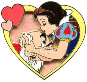 DLR - Disney Kisses Collection - Snow White and Grumpy