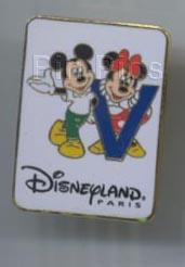 DLP - Disneyland Paris Mickey and Minnie V