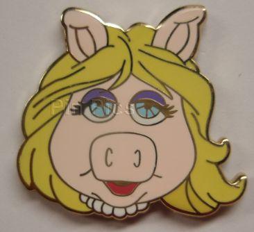DS Europe - Muppets Set - Miss Piggy ONLY