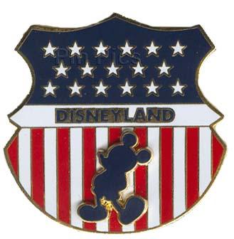 DLR - Mickey Mouse - Disneyland - USA Flag Shield