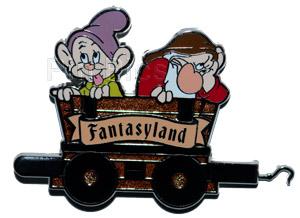 DL - Dopey and Grumpy - Fantasyland - Train - Mystery